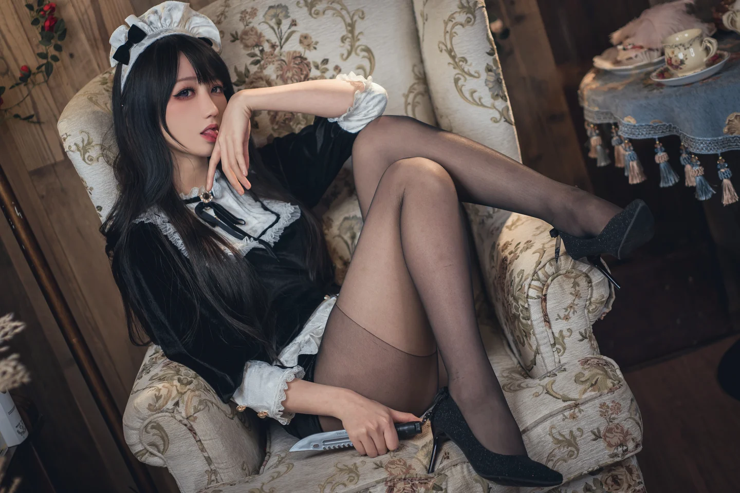 抖个姬灵 - 舰长 女仆 [16P] icoser.la (005).webp